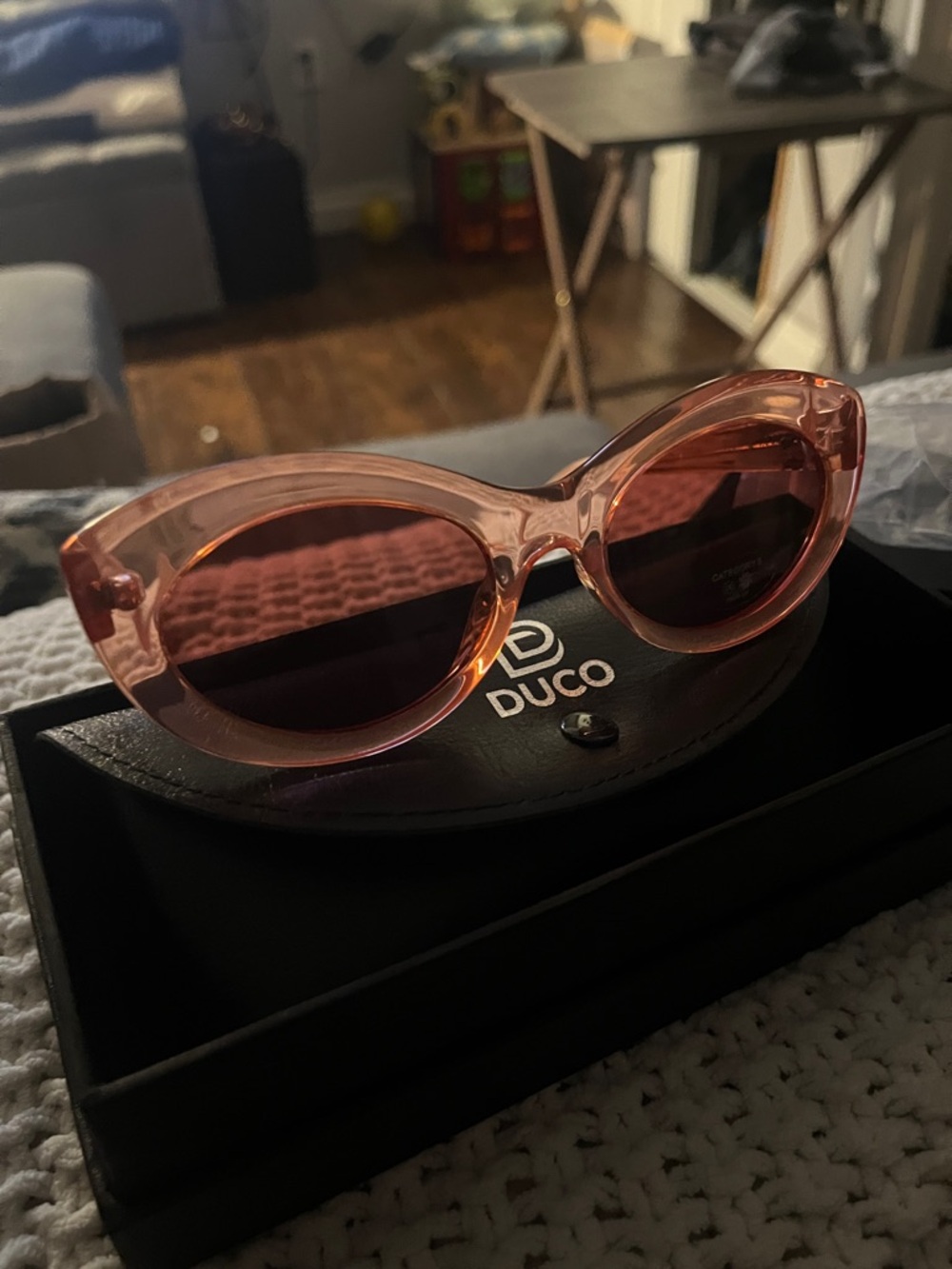 Retro Style clear pink Sunglasses